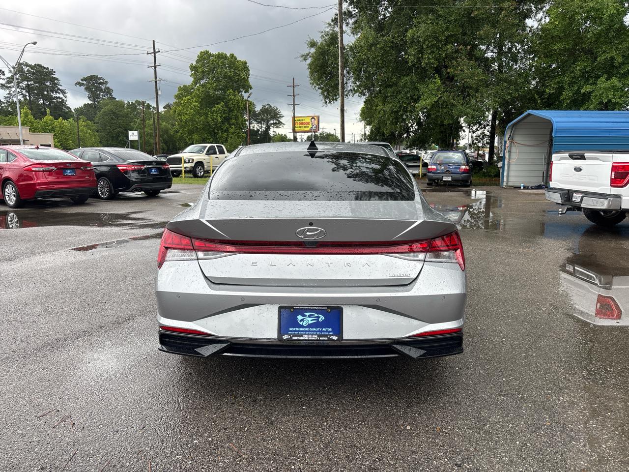 Hyundai Elantra Limited 2022