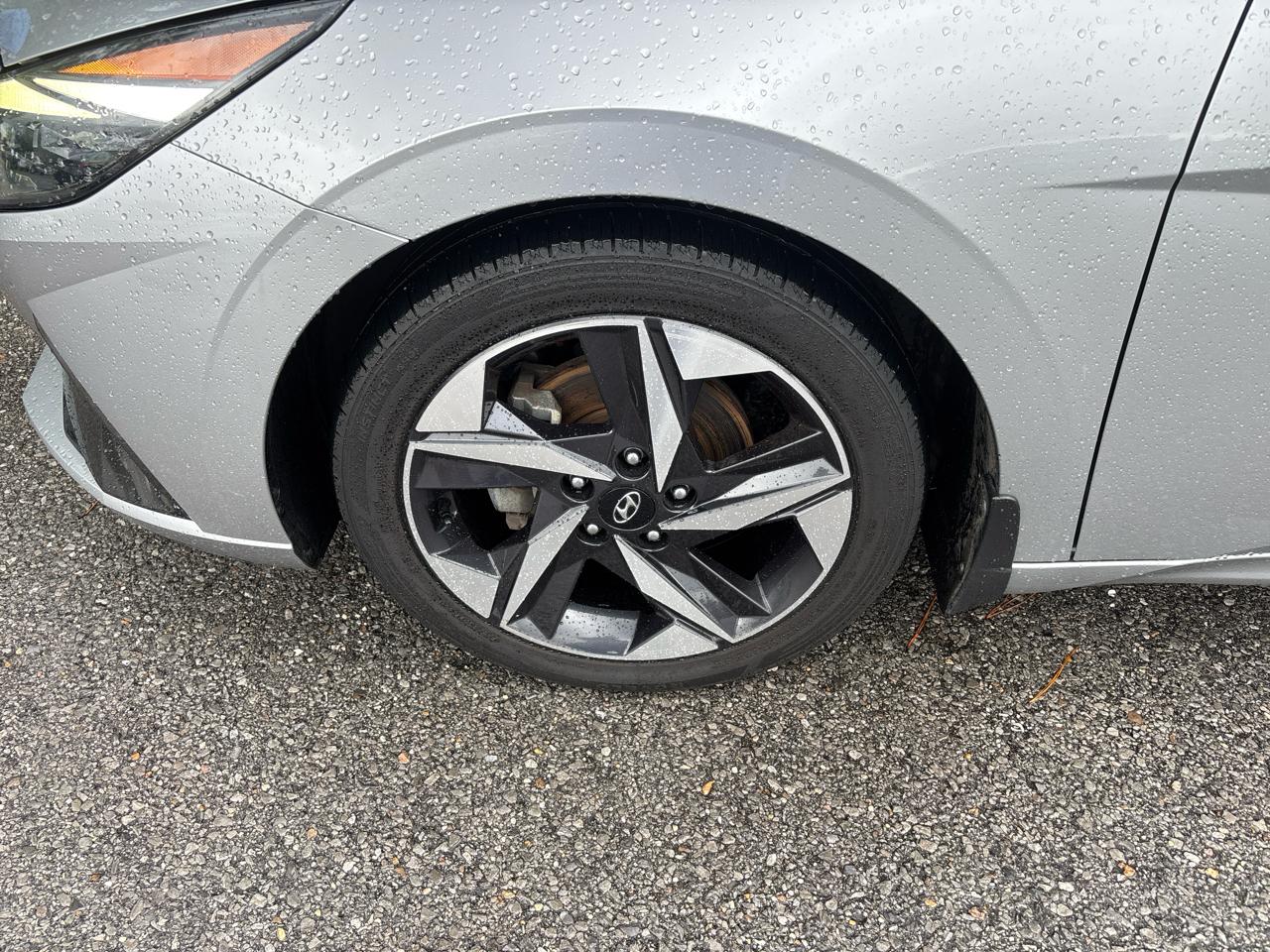 Hyundai Elantra Limited 2022