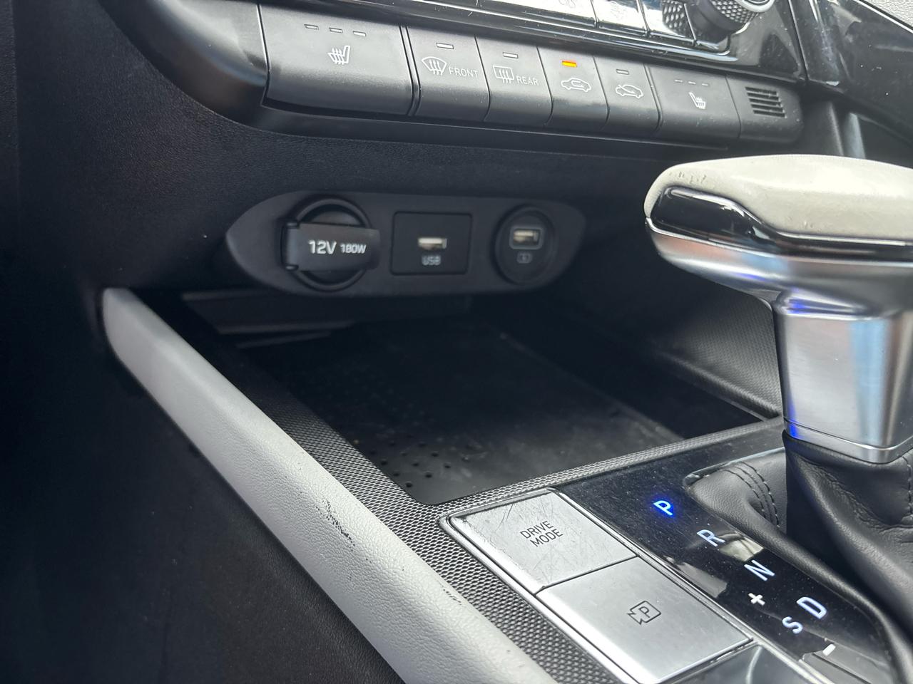 Hyundai Elantra Limited 2022