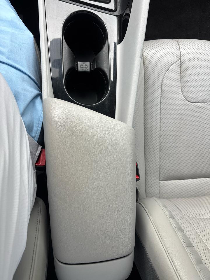 Hyundai Elantra Limited 2022