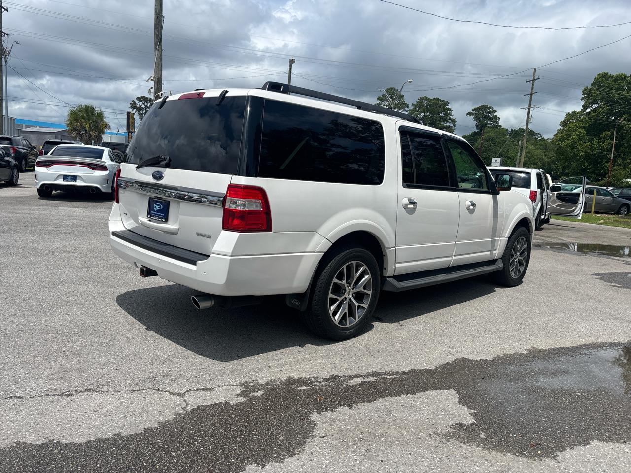 Ford Expedition EL XLT 2WD 2017