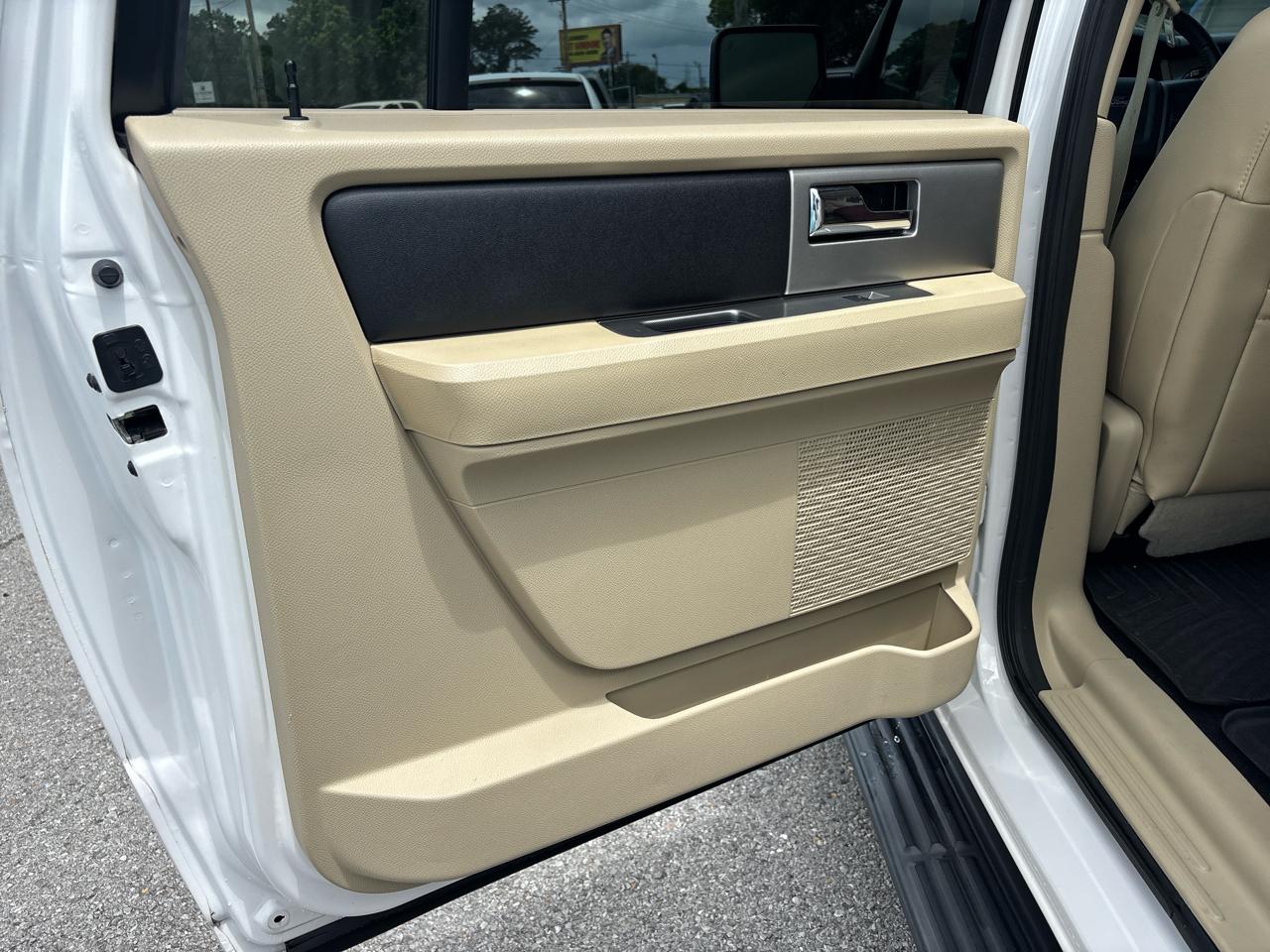 Ford Expedition EL XLT 2WD 2017