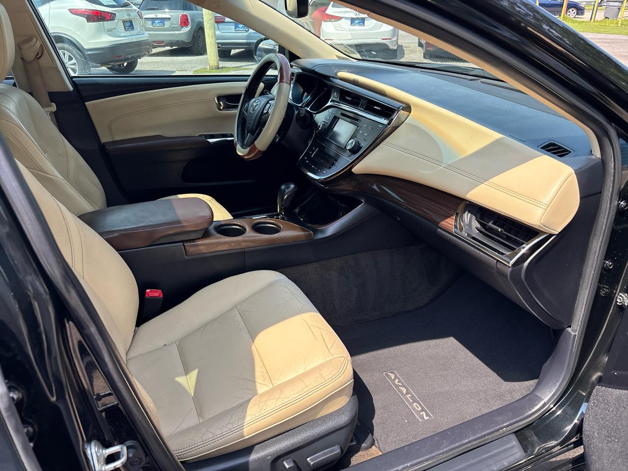 Toyota Avalon XLE 2013