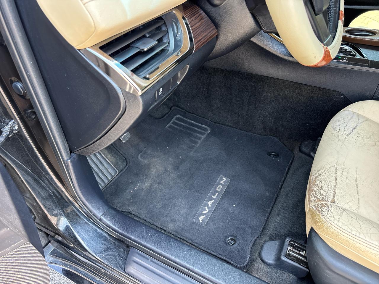 Toyota Avalon XLE 2013