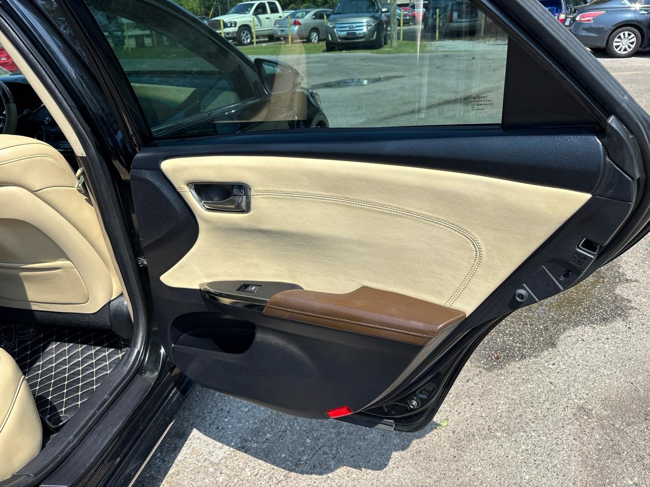 Toyota Avalon XLE 2013
