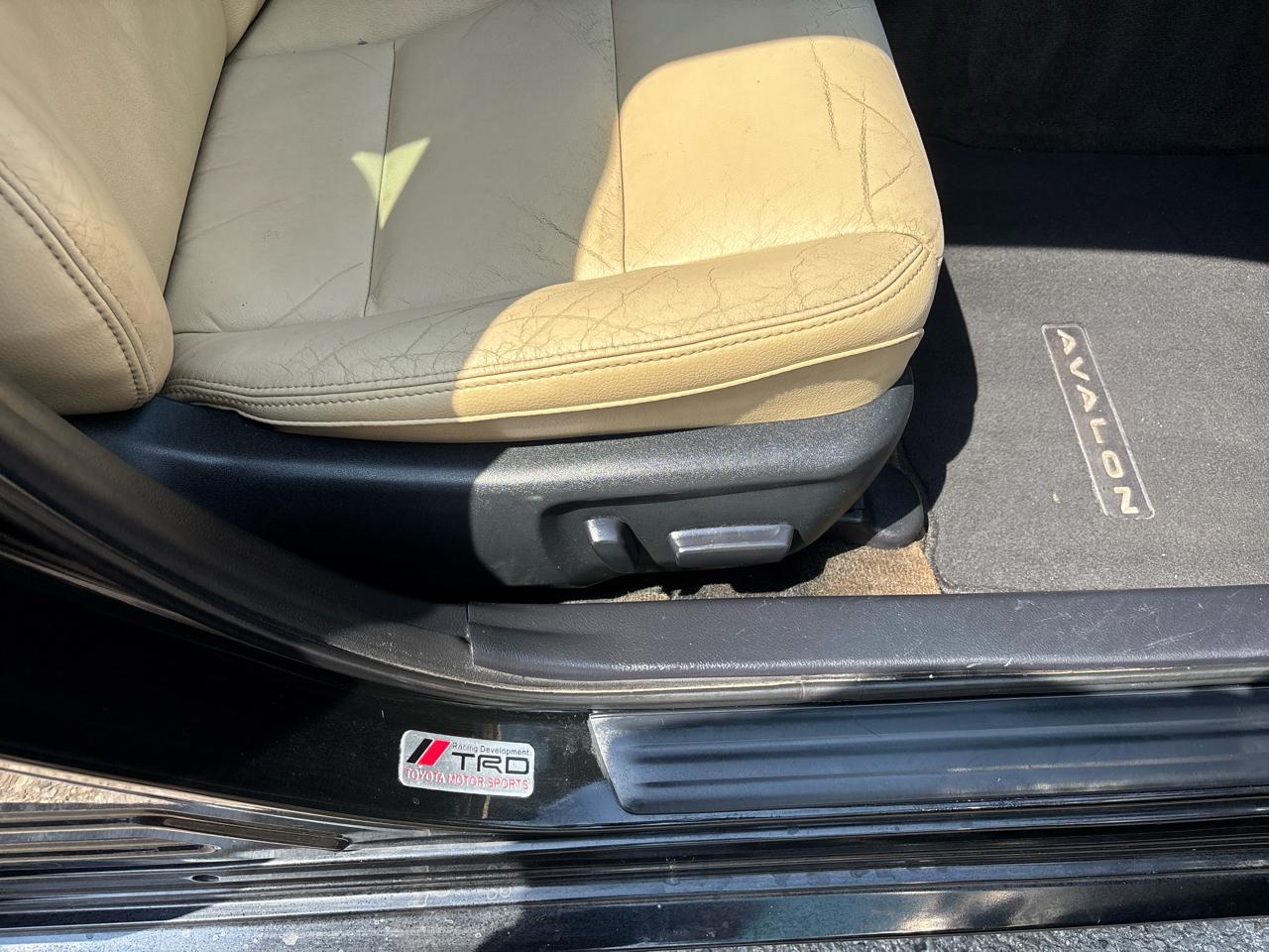 Toyota Avalon XLE 2013
