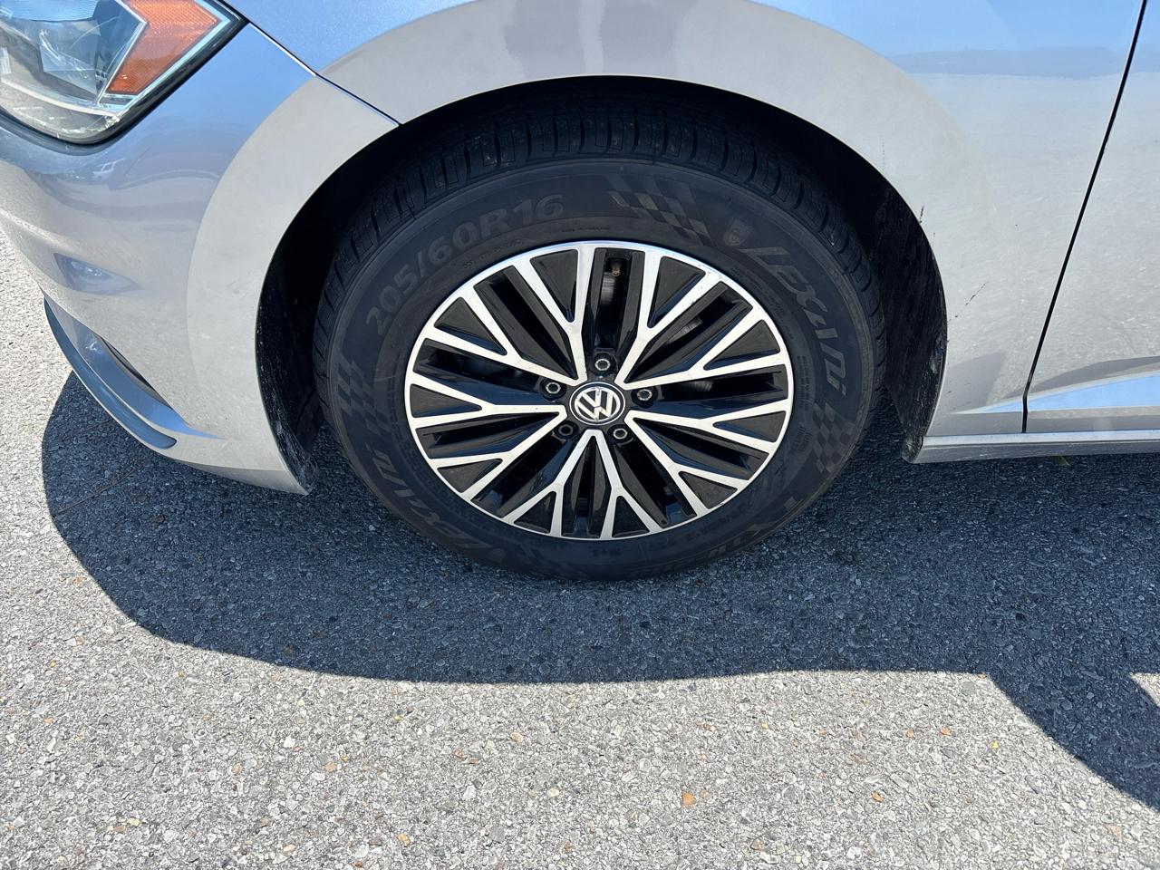 Volkswagen Jetta 1.4T S 8A 2021