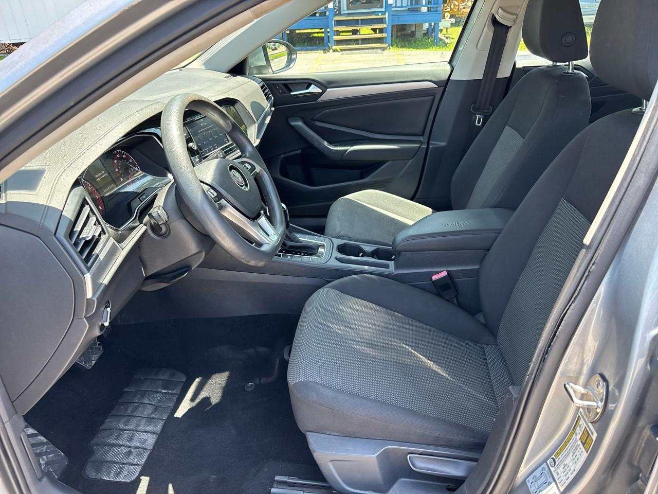 Volkswagen Jetta 1.4T S 8A 2021