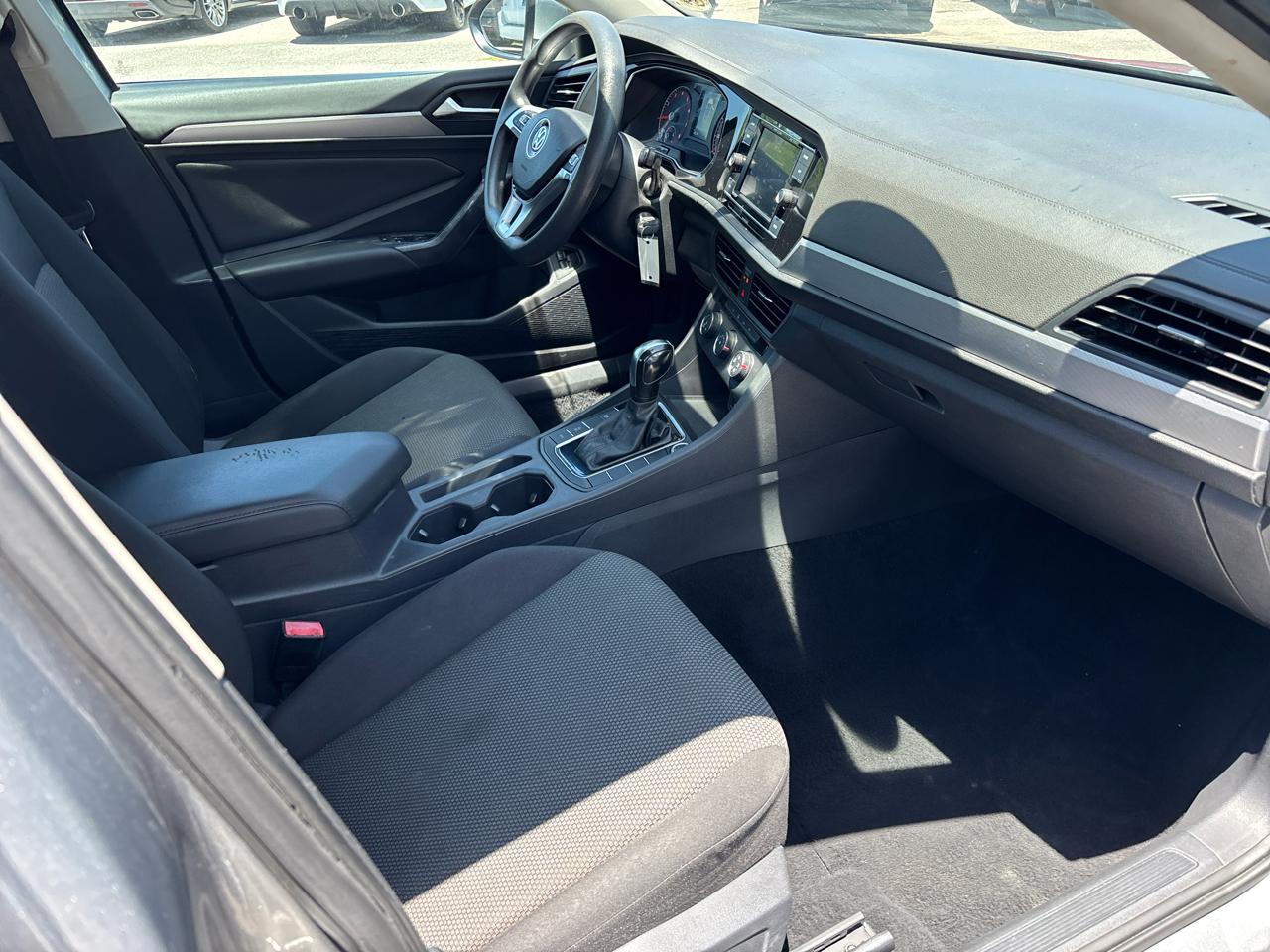 Volkswagen Jetta 1.4T S 8A 2021