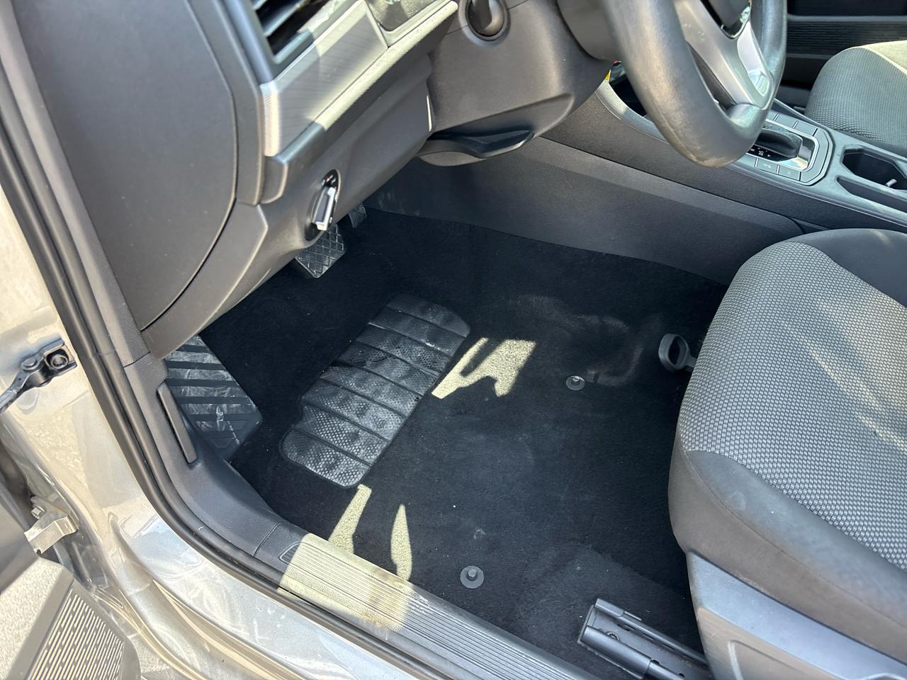 Volkswagen Jetta 1.4T S 8A 2021