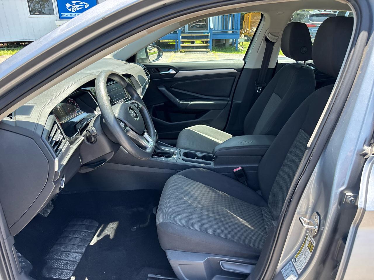 Volkswagen Jetta 1.4T S 8A 2021