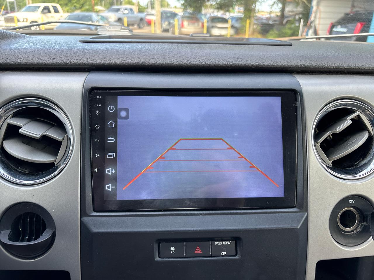 Ford F-150 XLT SuperCab 8-ft. Bed 2WD 2010