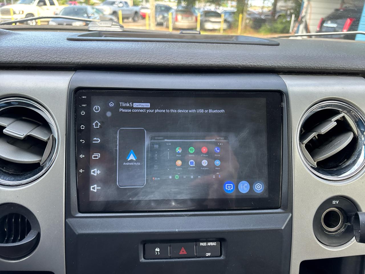 Ford F-150 XLT SuperCab 8-ft. Bed 2WD 2010