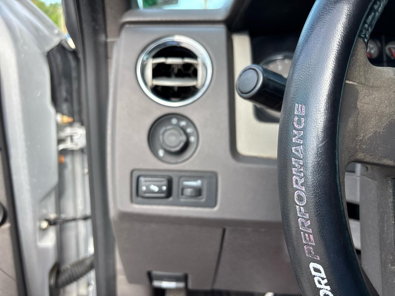 Ford F-150 XLT SuperCab 8-ft. Bed 2WD 2010