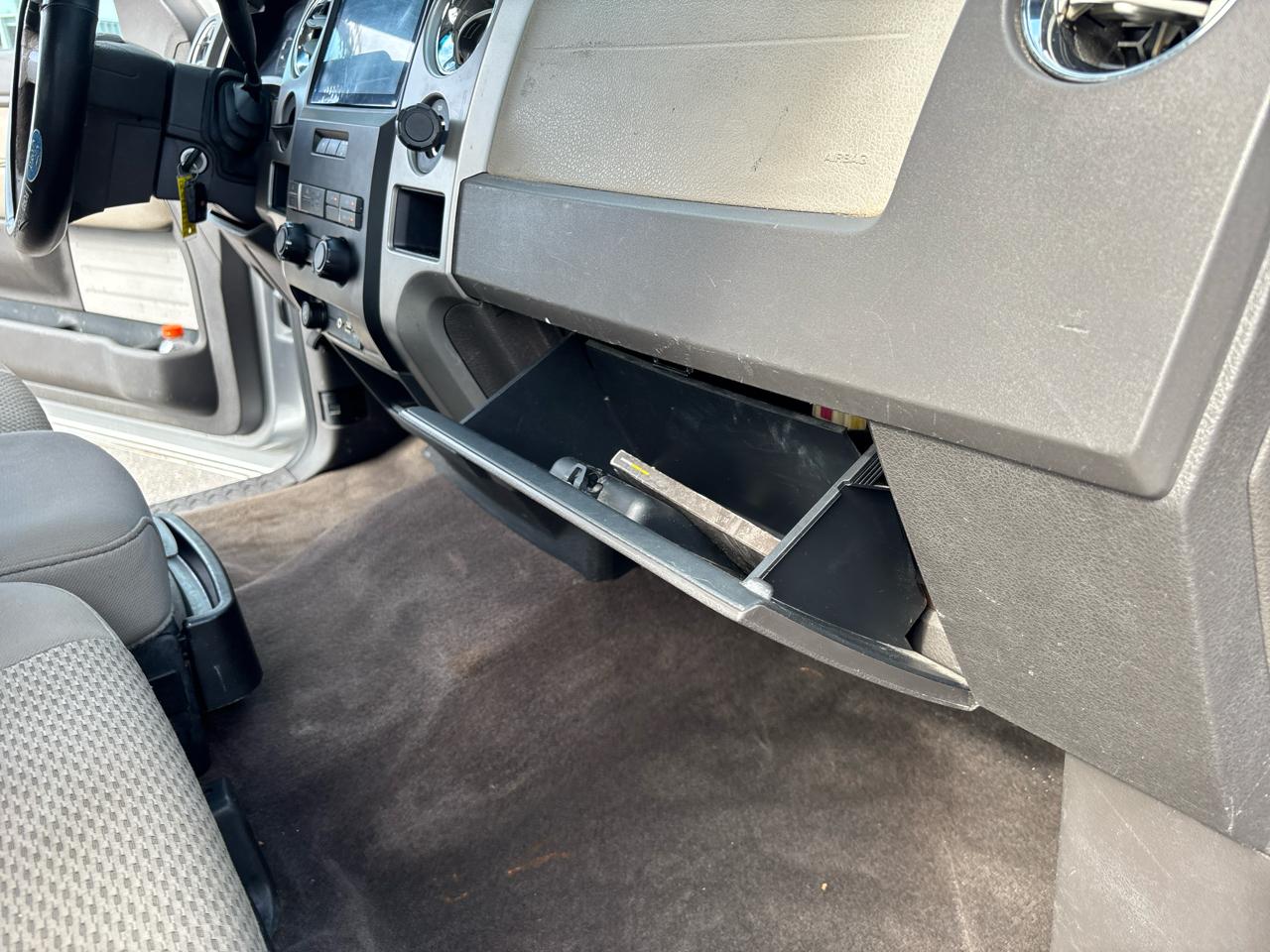 Ford F-150 XLT SuperCab 8-ft. Bed 2WD 2010