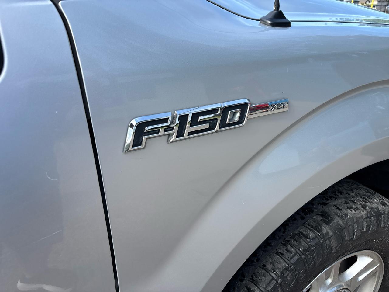 Ford F-150 XLT SuperCab 8-ft. Bed 2WD 2010