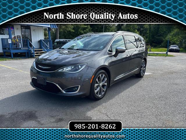 2017 Chrysler Pacifica Limited FWD