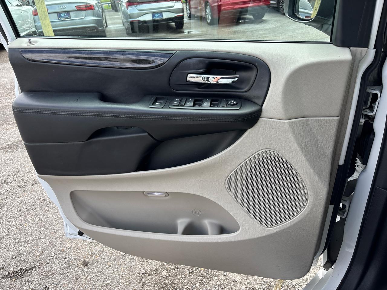 Dodge Grand Caravan SXT 2016