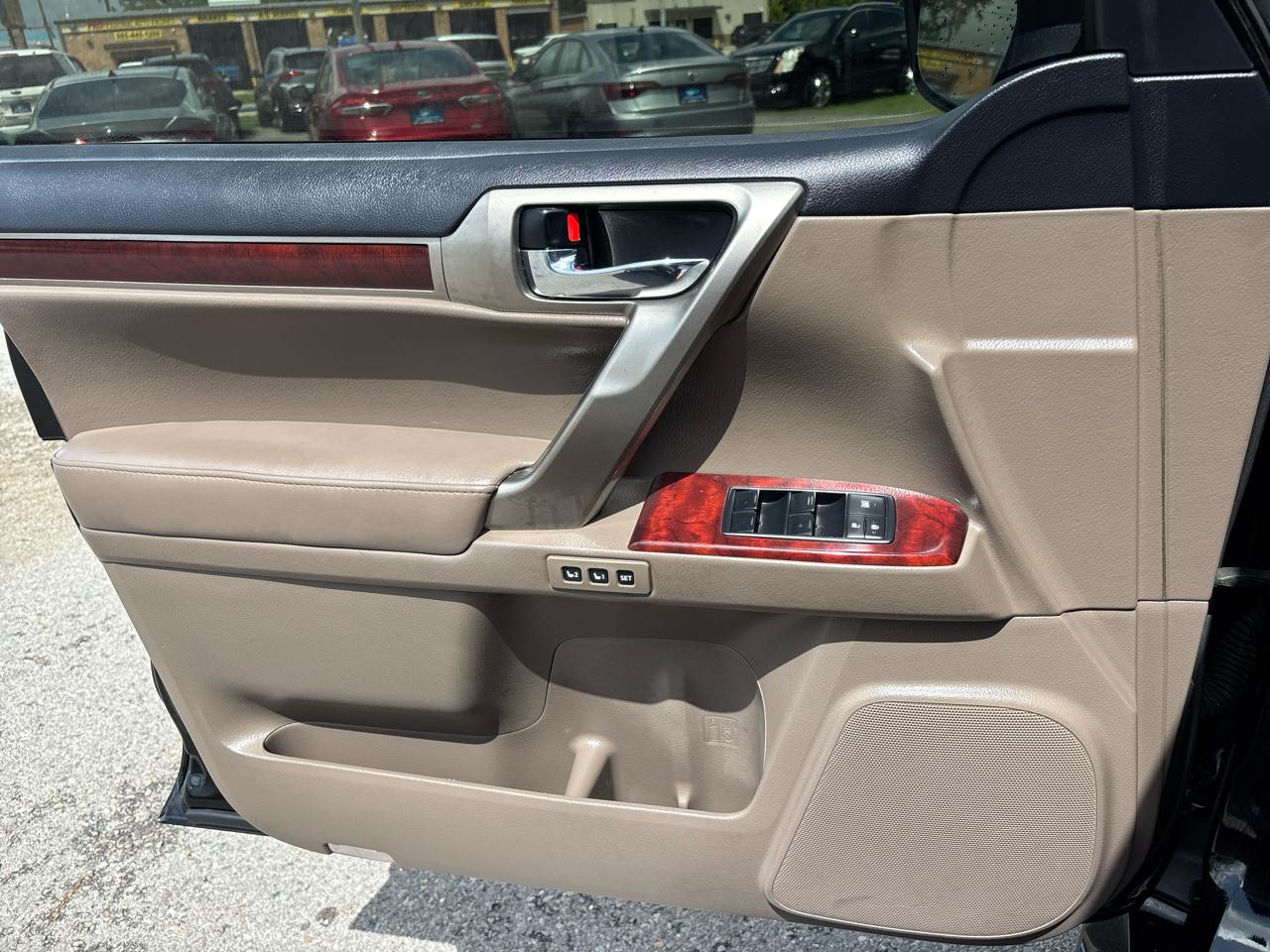 Lexus GX 460 Sport Utility 2012