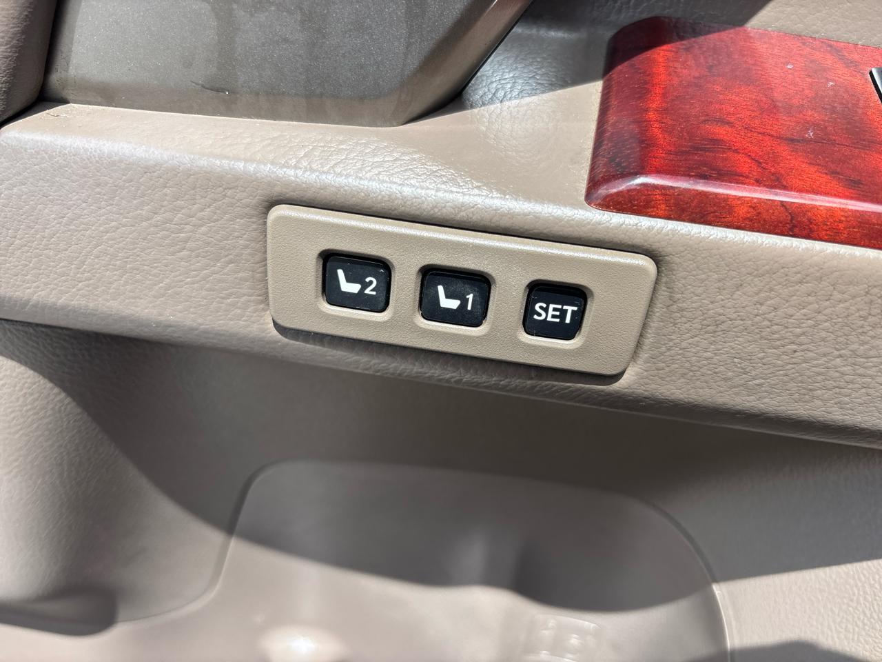 Lexus GX 460 Sport Utility 2012