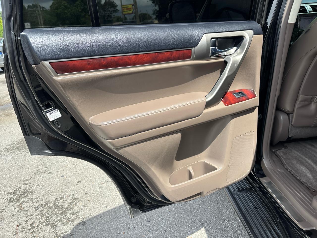 Lexus GX 460 Sport Utility 2012
