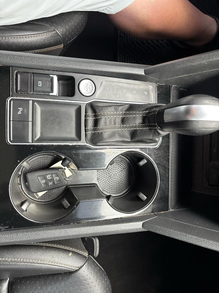 Volkswagen Atlas V6 SE w/Technology 2022