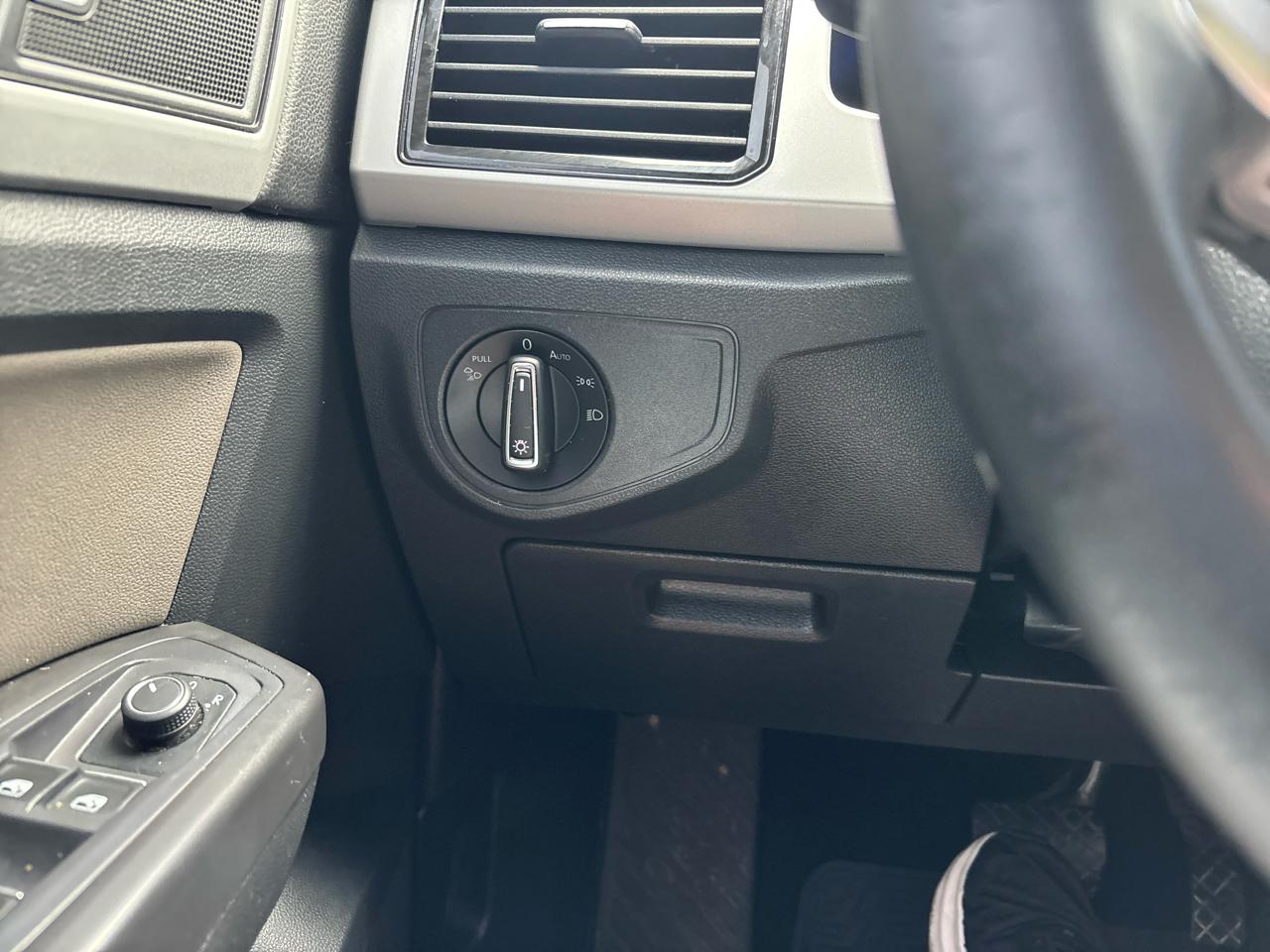 Volkswagen Atlas V6 SE w/Technology 2022
