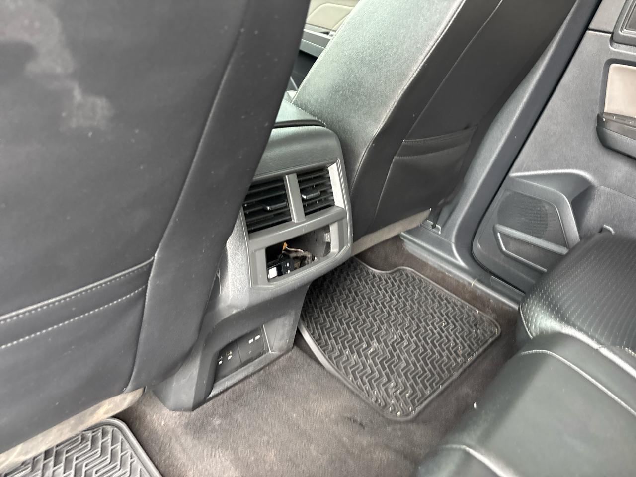 Volkswagen Atlas V6 SE w/Technology 2022