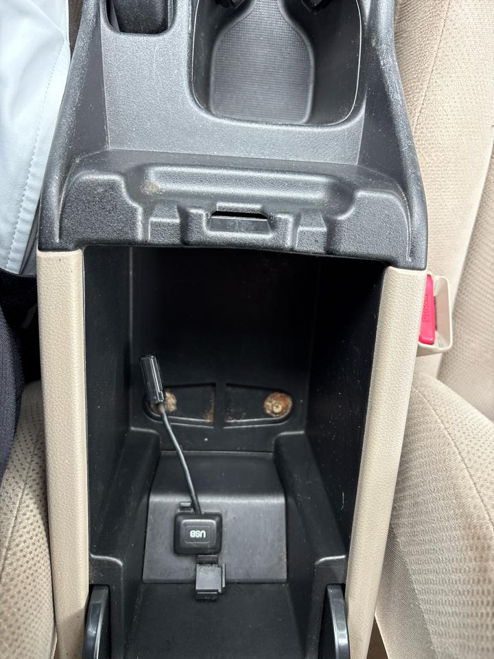Honda Civic LX Sedan 5-Speed AT 2012