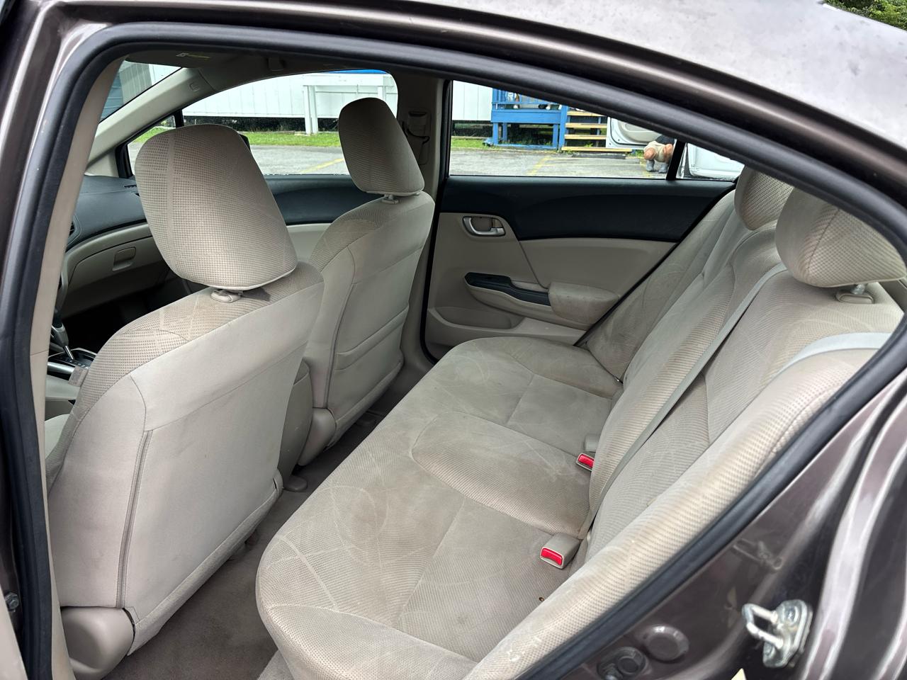 Honda Civic LX Sedan 5-Speed AT 2012