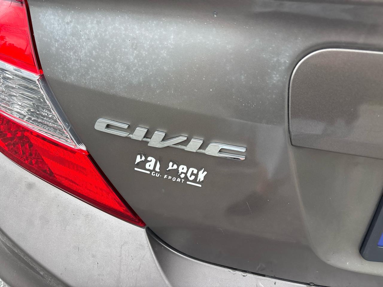 Honda Civic LX Sedan 5-Speed AT 2012