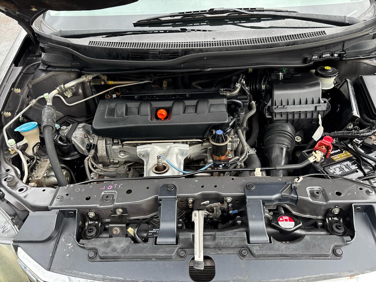 Honda Civic LX Sedan 5-Speed AT 2012