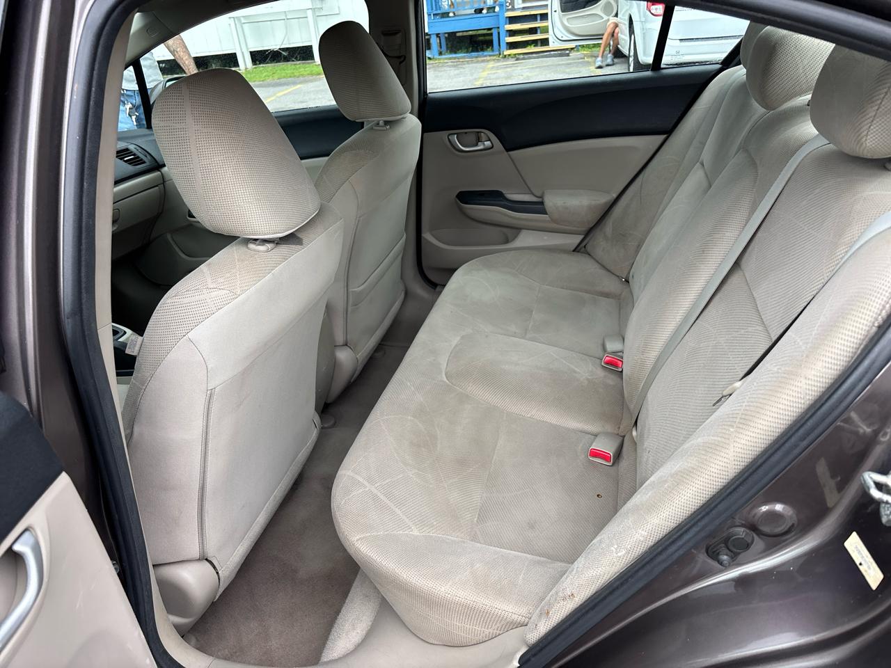 Honda Civic LX Sedan 5-Speed AT 2012