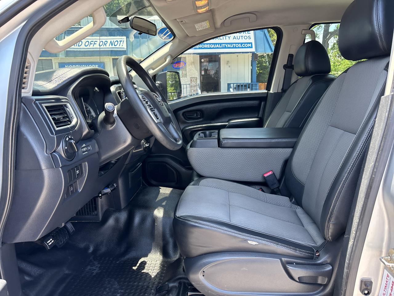 Nissan Titan XD S 4WD Diesel 2017