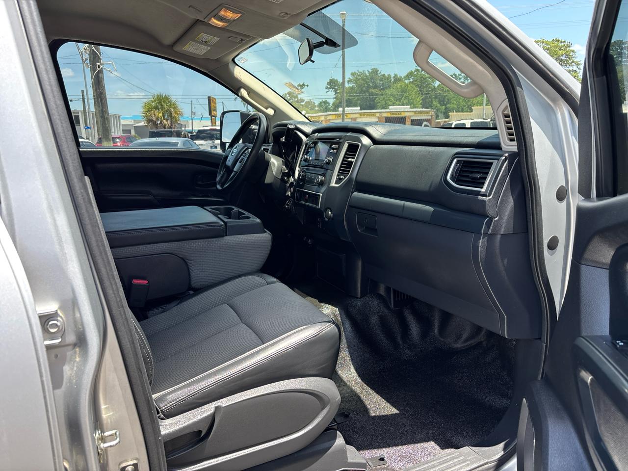 Nissan Titan XD S 4WD Diesel 2017