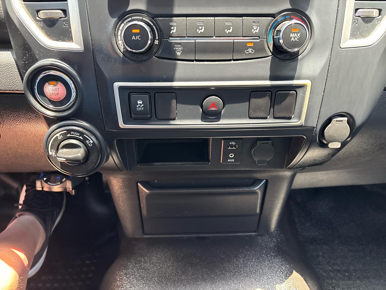 Nissan Titan XD S 4WD Diesel 2017