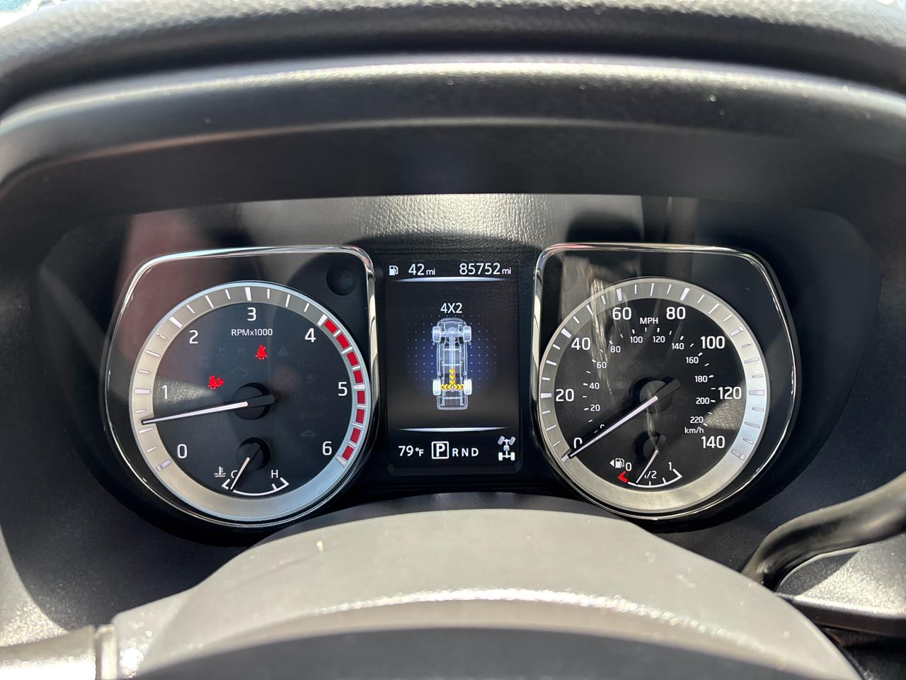 Nissan Titan XD S 4WD Diesel 2017