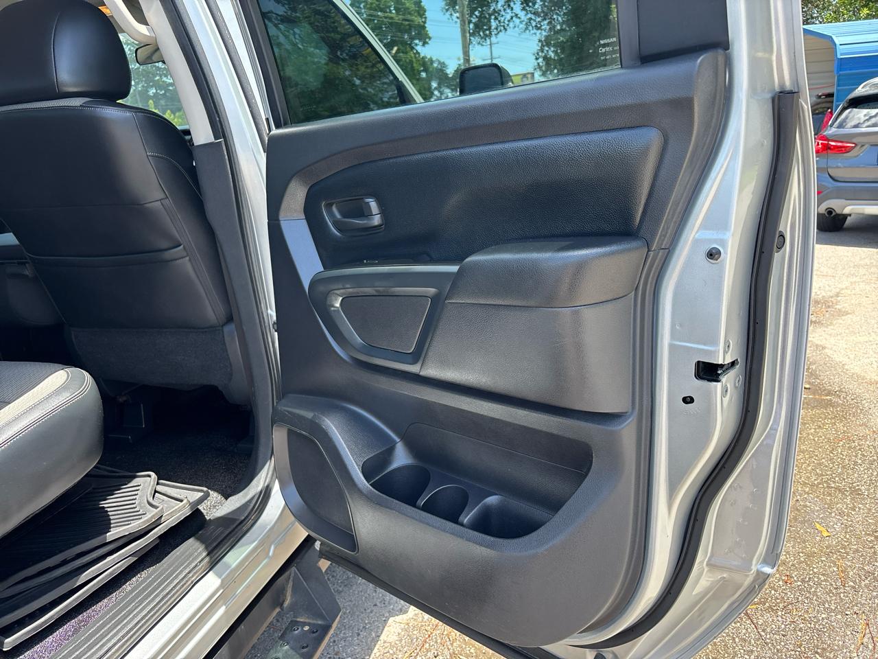 Nissan Titan XD S 4WD Diesel 2017