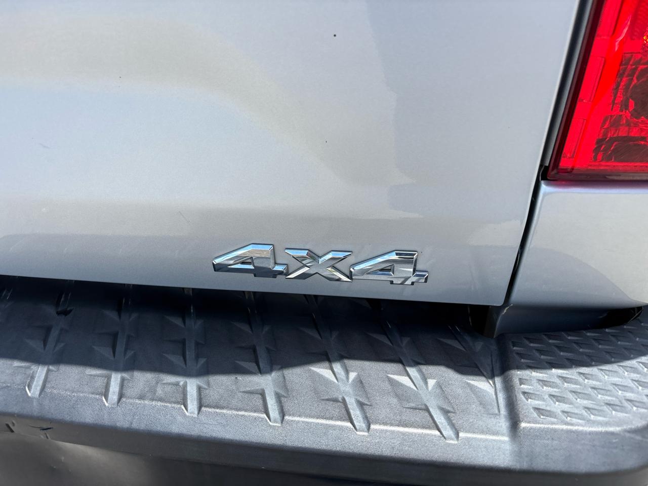 Nissan Titan XD S 4WD Diesel 2017