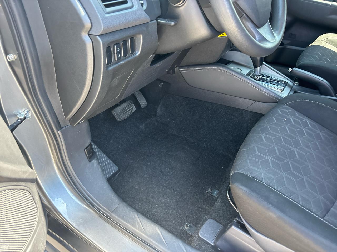 Mitsubishi Outlander Sport 2.0 ES CVT 2021