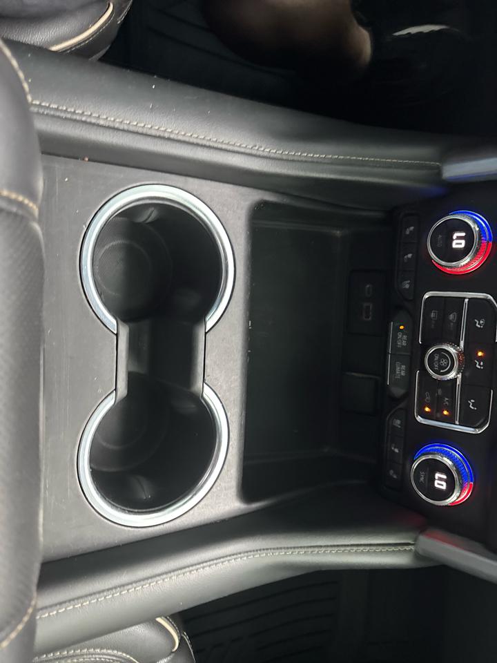 2021 GMC Yukon SLT - Photo 20