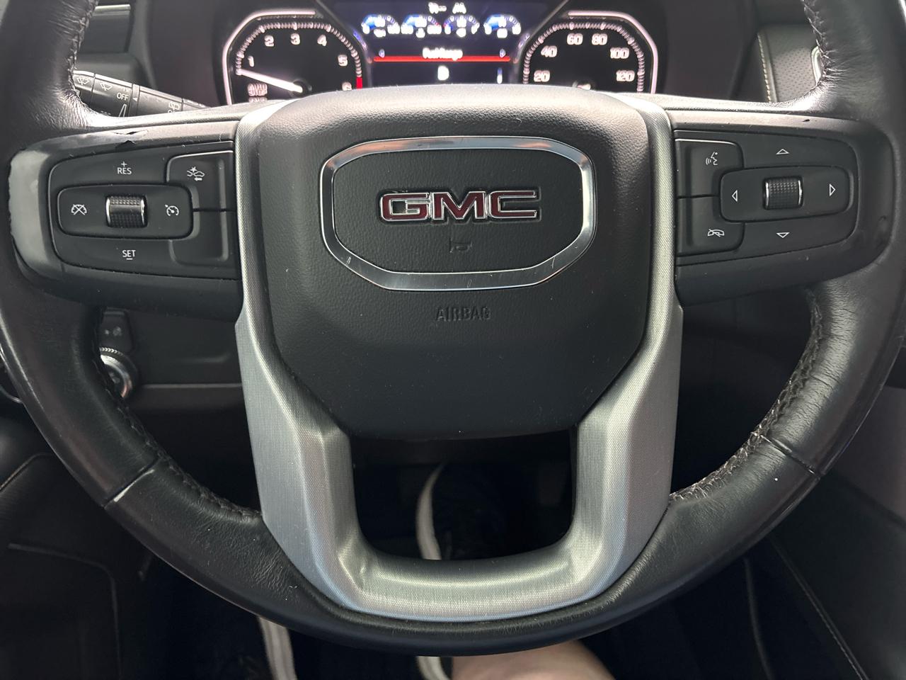 2021 GMC Yukon SLT - Photo 23