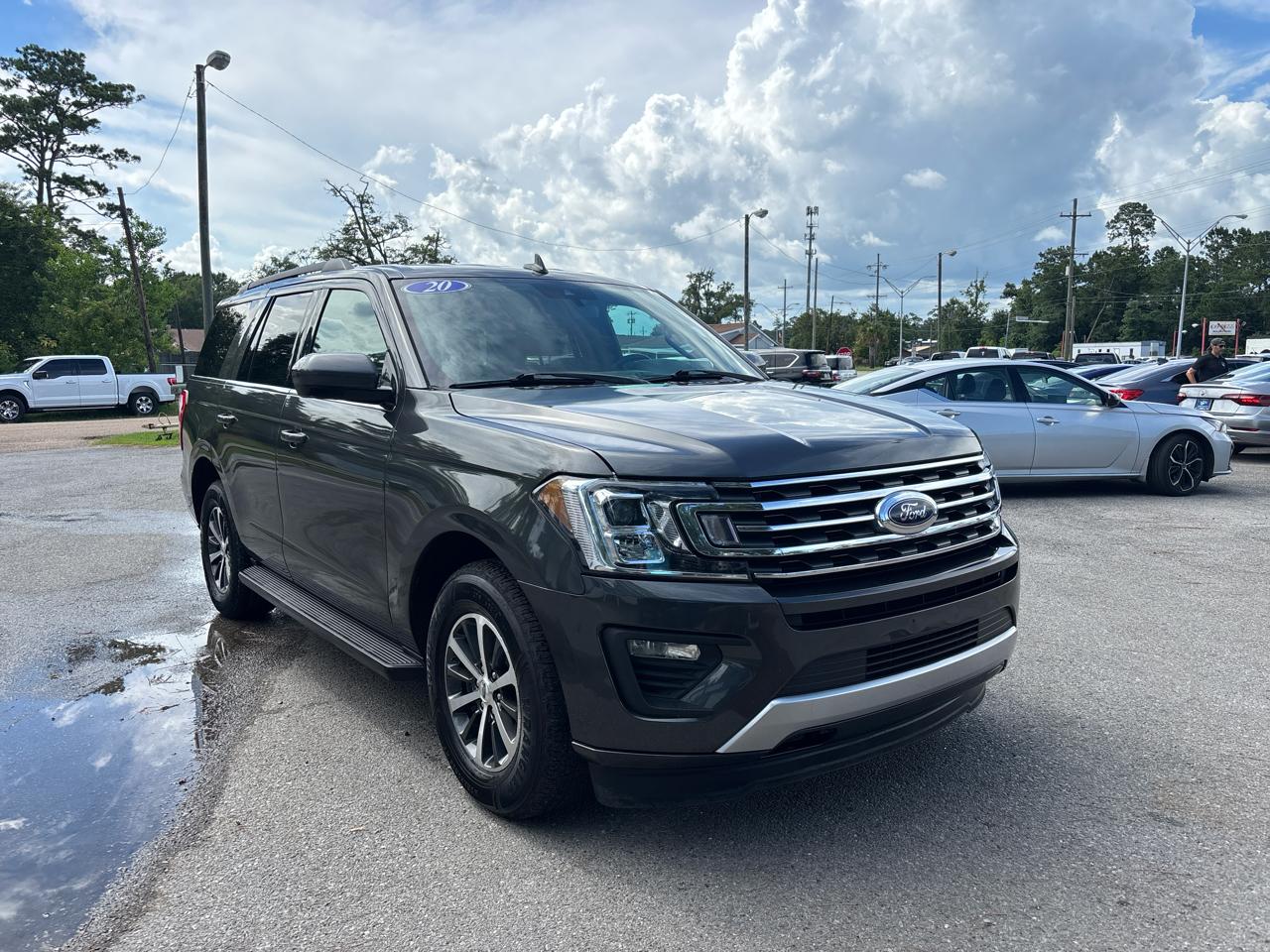 Ford Expedition XLT 2020