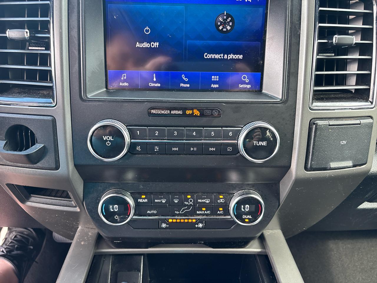 Ford Expedition XLT 2020