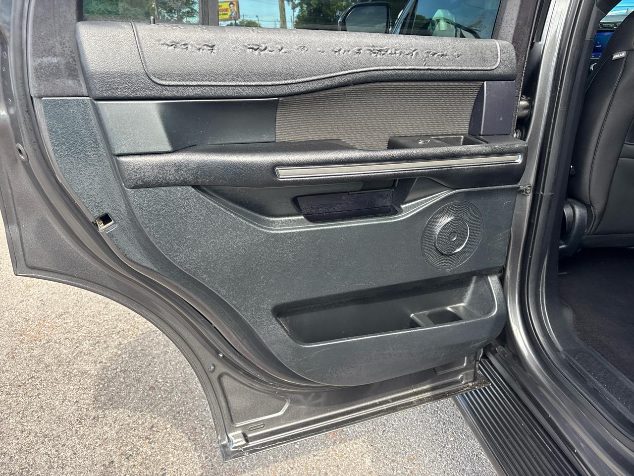 Ford Expedition XLT 2020
