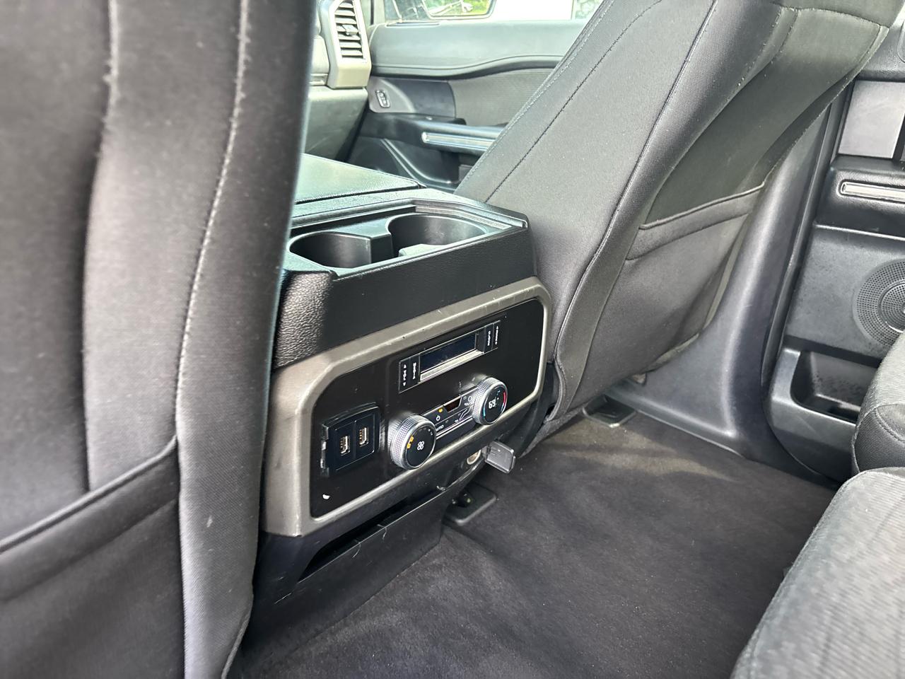 Ford Expedition XLT 2020