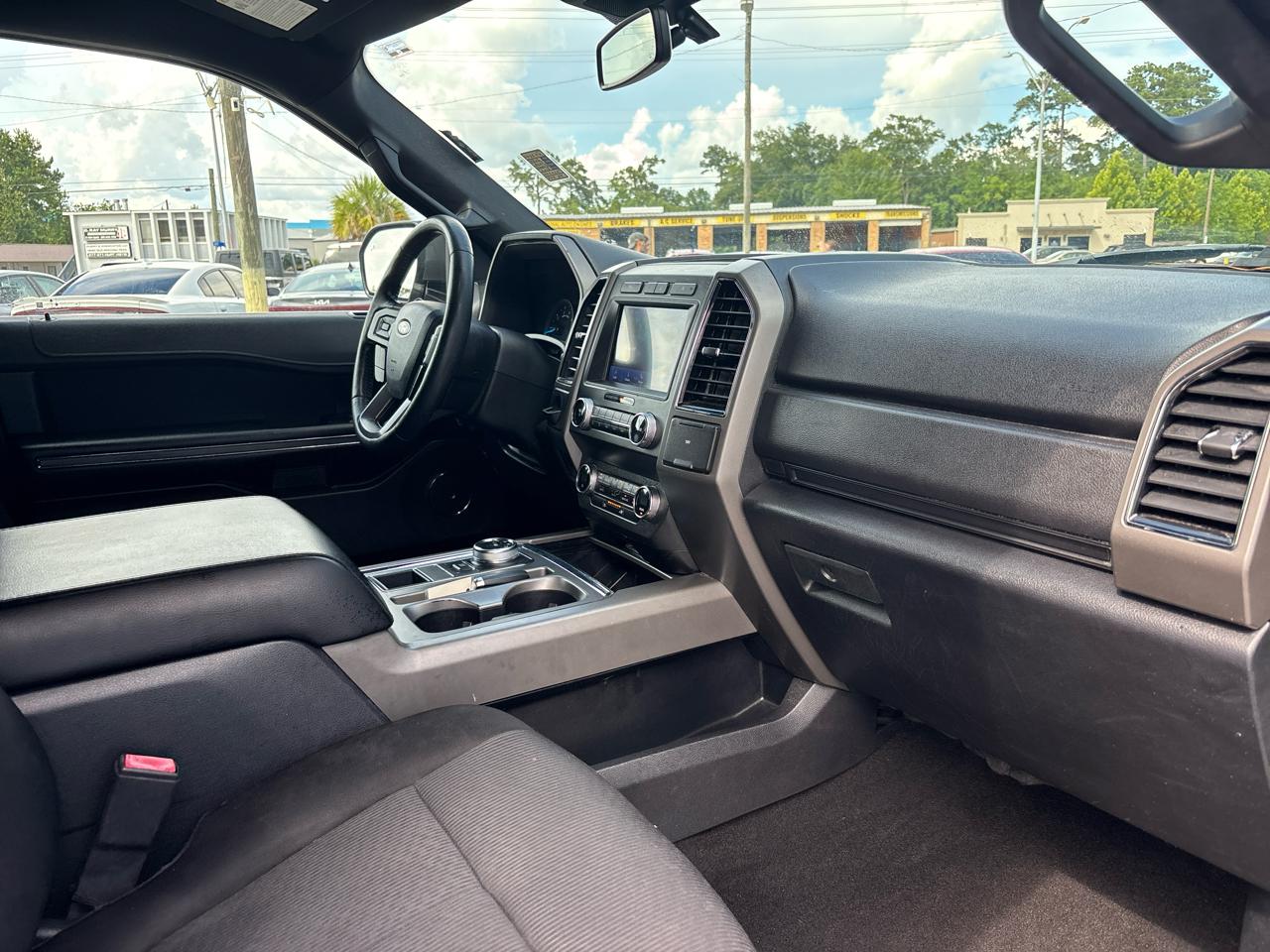Ford Expedition XLT 2020