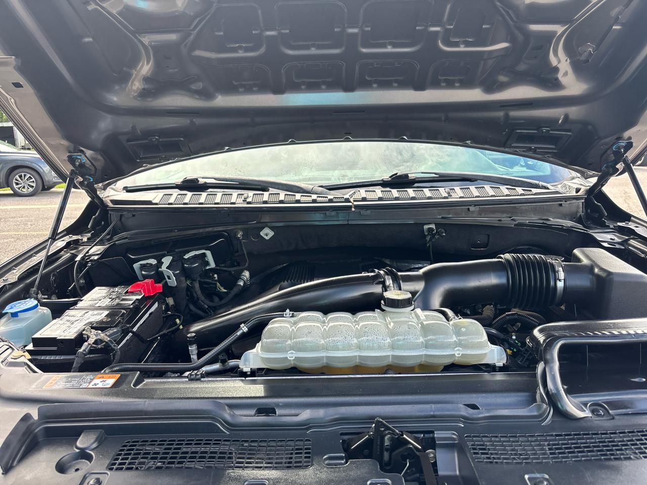 Ford Expedition XLT 2020