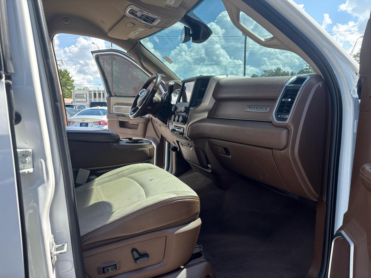 RAM 2500 Laramie Crew Cab SWB 4WD 2021