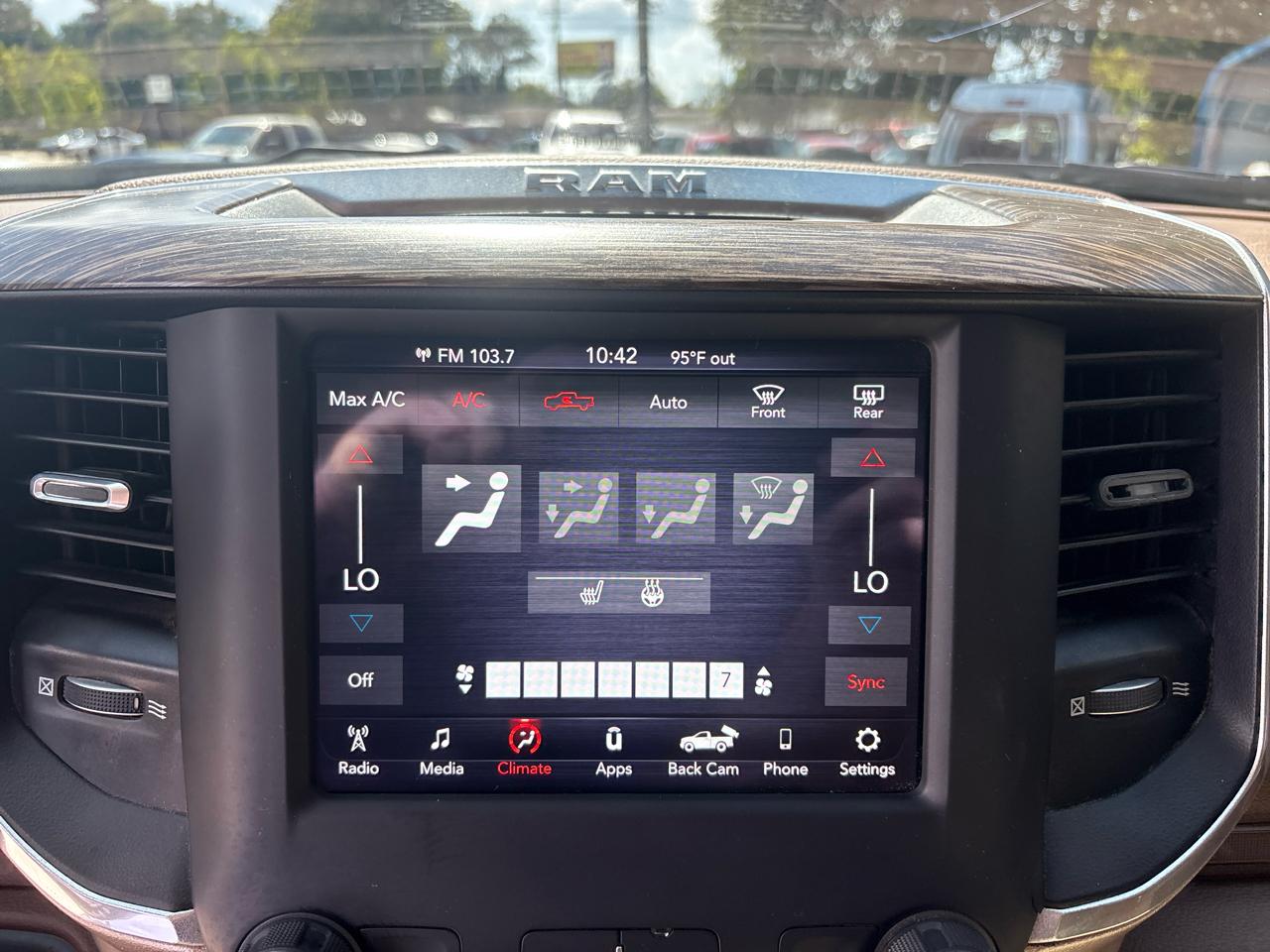 RAM 2500 Laramie Crew Cab SWB 4WD 2021